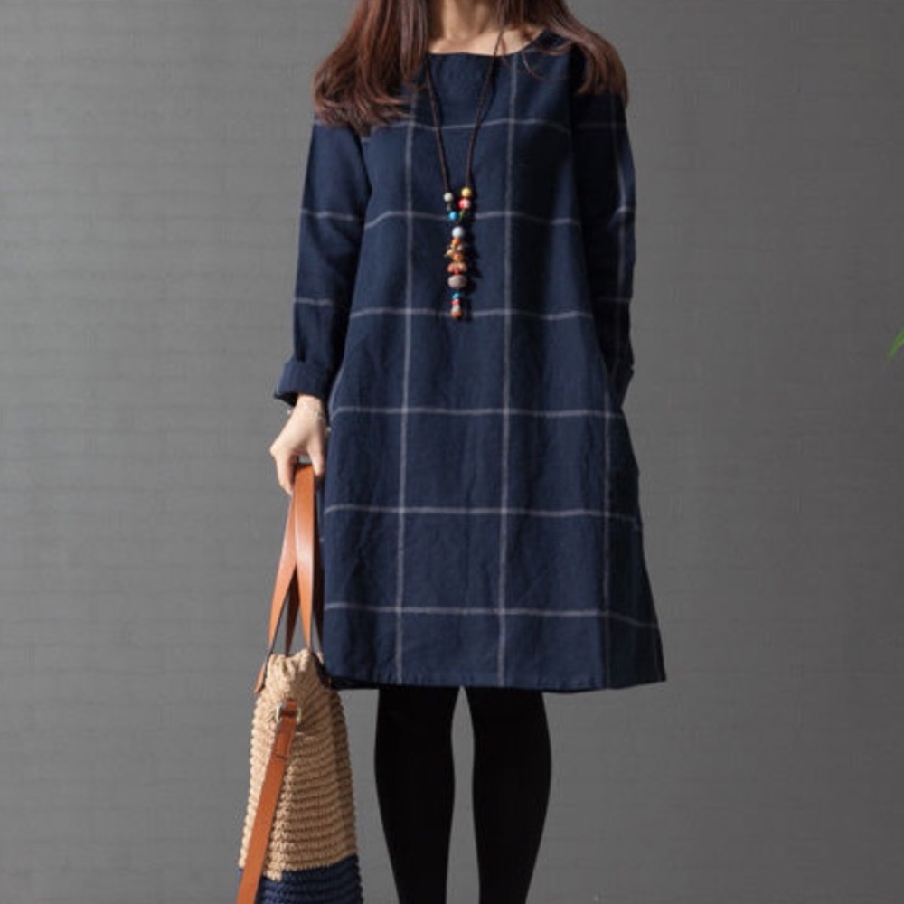 Long sleeved plaid dress with pockets